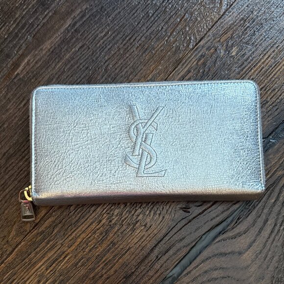 Yves Saint Laurent Wallet YSL Belle du Jour metallic Silver Leather Zip Wallet - Picture 1 of 10